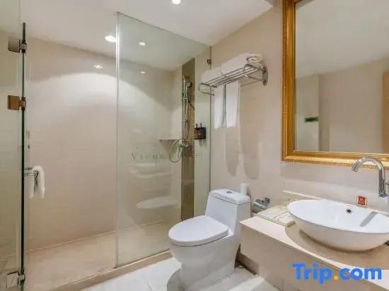 Наньтун: Vienna Hotel Rugao Zhengxiang Square branch