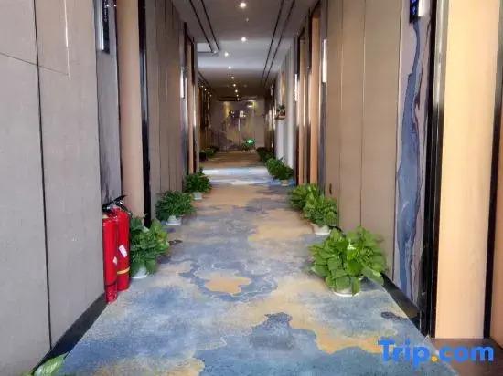 Лючжоу: Rong'an International Hotel