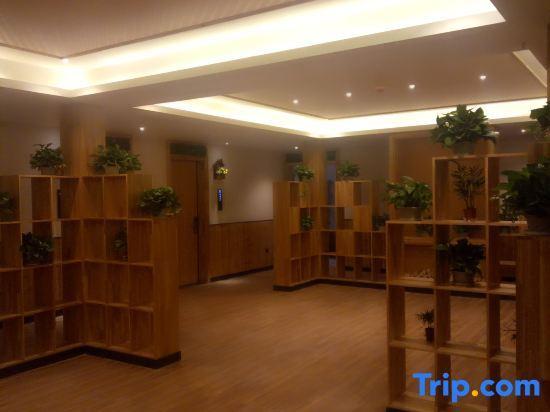 Лючжоу: Rong'an International Hotel