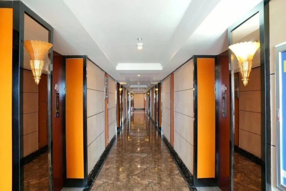 Аньцин: Longmen Hotel