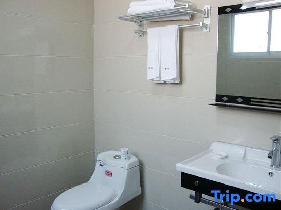 Гуйлинь: Guilin Hongxuan Hotel (Huaniao Market University of Technology)