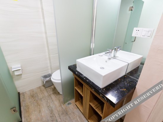 Чжоушань: E Home Business Hotel