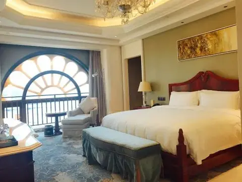 Сямынь: Royal Seaside Hotel and Hot Springs Xiamen