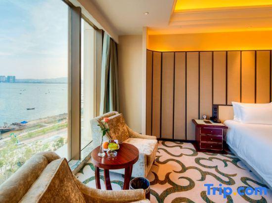 Сямынь: Royal Seaside Hotel and Hot Springs Xiamen