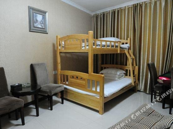 Хэнъян: Caihuo Hotel