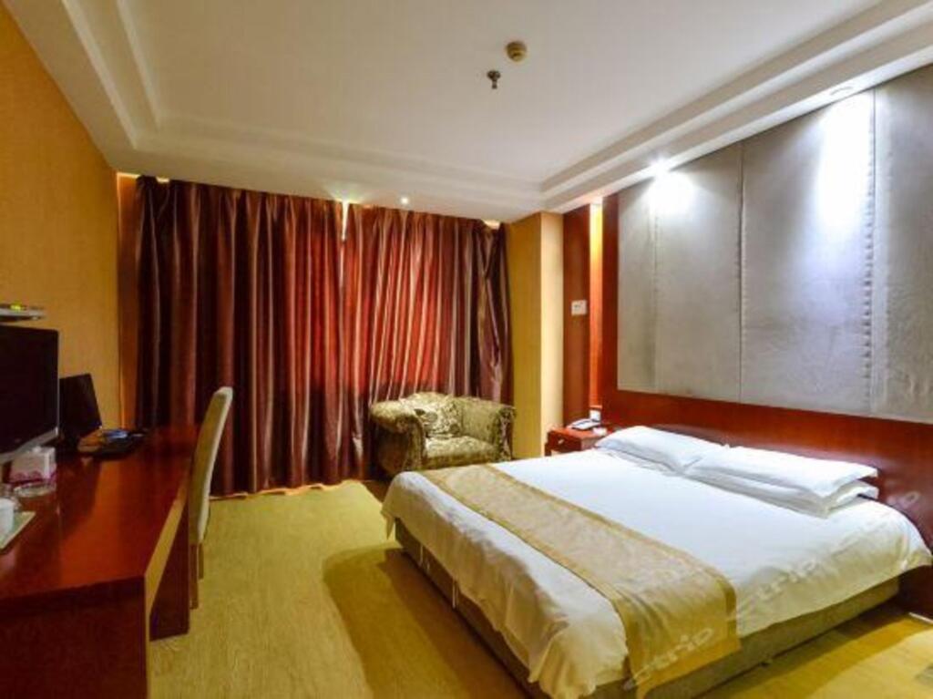 Тайчжоу: Yarvard Holiday Hotel