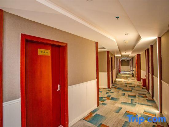Шаогуань: Qianmei Resort Hotel (Nanxiong Shuixi small Island store)