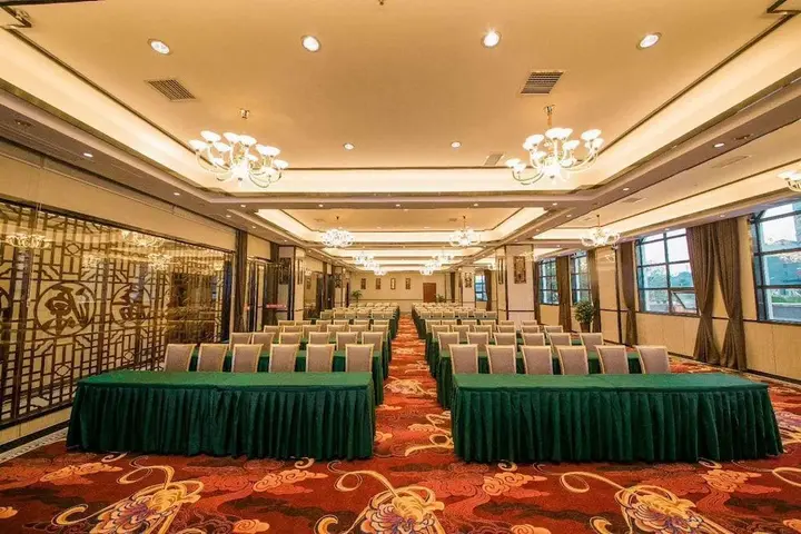 Юнчжоу: Xiaoxiang Binhu Hotel Yongzhou