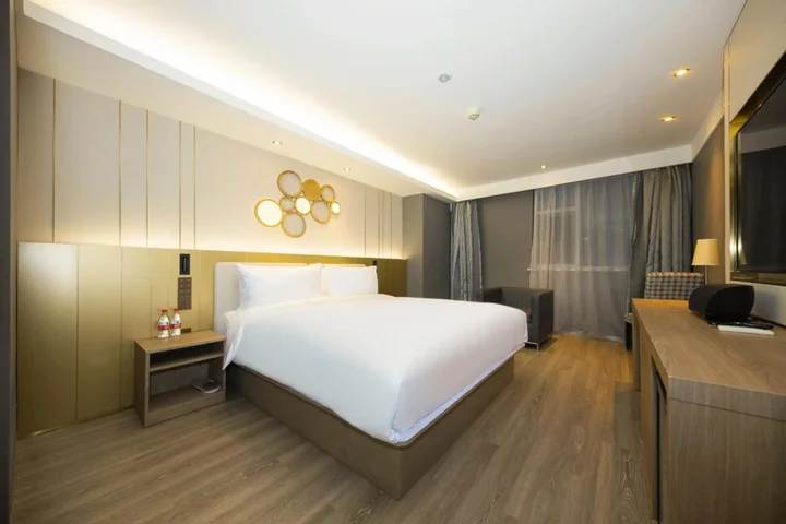 Шанхай: Orange Hotel Select Shanghai Xizang North Road Metro Station