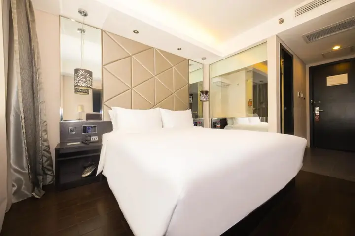 Шанхай: Orange Hotel Select Shanghai Xizang North Road Metro Station