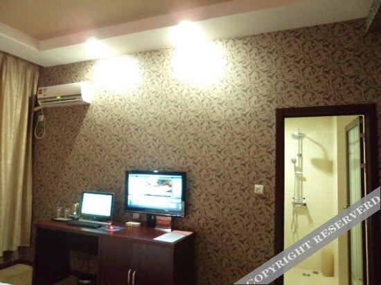 Дунъян: Tianyue Motel