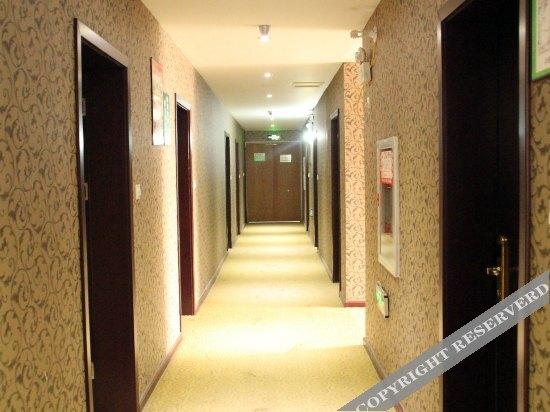 Дунъян: Tianyue Motel