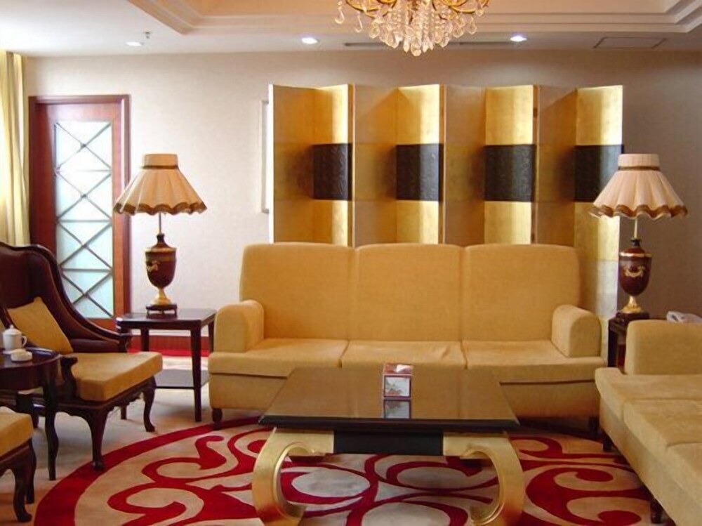 Huangchao International Hotel — фото 1