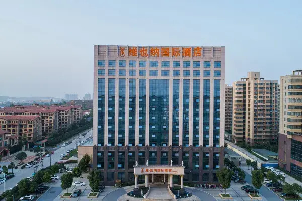 Синьян: Vienna International Hotel Xinyang Yangshan New District Branch