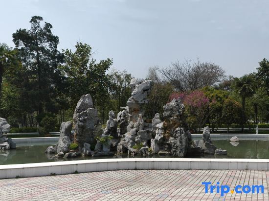 Хэфэй: Daoxianglou Hotel (Currently unavailable)