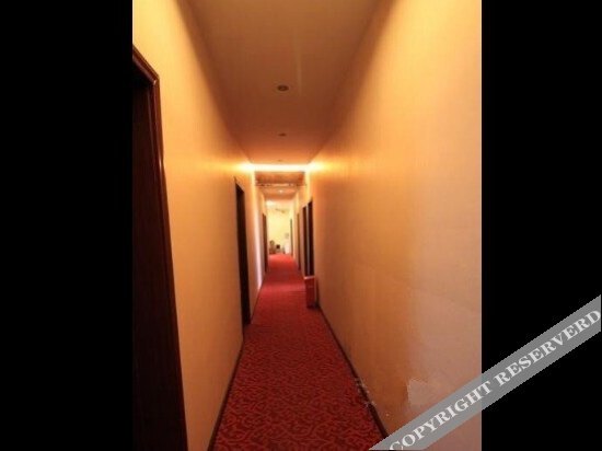 Яань: Tiantian Hotel