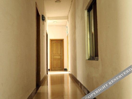 Хуаншань: Yuqin Hostel