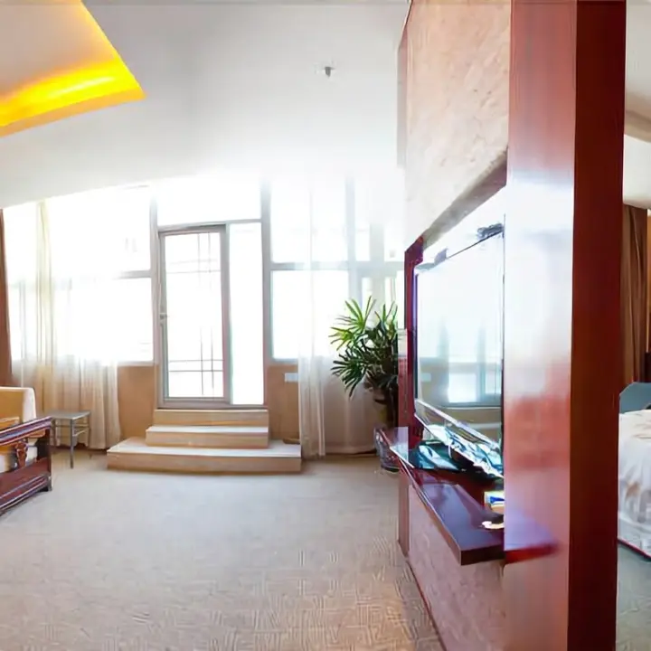 Чжэнчжоу: Jiangnanchun Hot Spring Resort Hotel