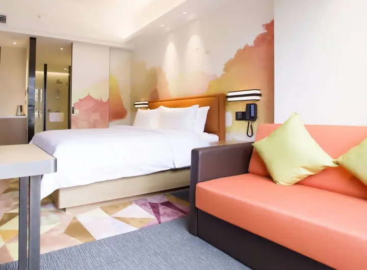 Гуйлинь: Hampton by Hilton Guilin Lingui
