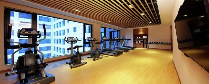 Гуйлинь: Hampton by Hilton Guilin Lingui