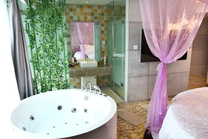 Лоян: Luoyang Provence Theme Hotel