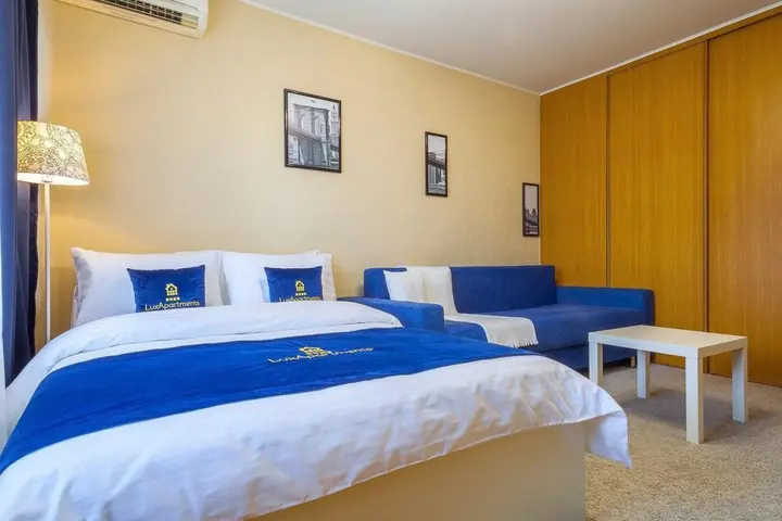 Москва: Lux Apartments (Люкс апартментс) на Цветном бульваре