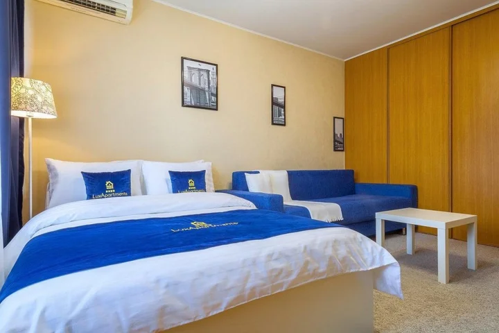 Москва: Lux Apartments (Люкс апартментс) на Цветном бульваре