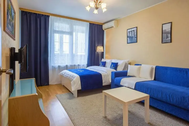 Москва: Lux Apartments (Люкс апартментс) на Цветном бульваре