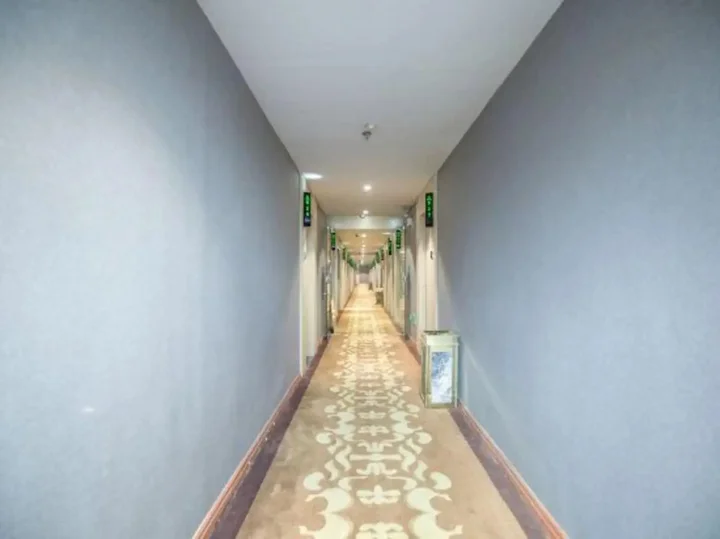 Фучжоу: Homeinn Pebble Hotel (Fuzhou Olympic Taiji Subway Station)
