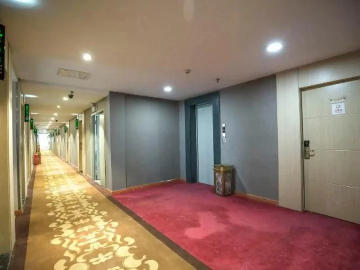 Фучжоу: Homeinn Pebble Hotel (Fuzhou Olympic Taiji Subway Station)