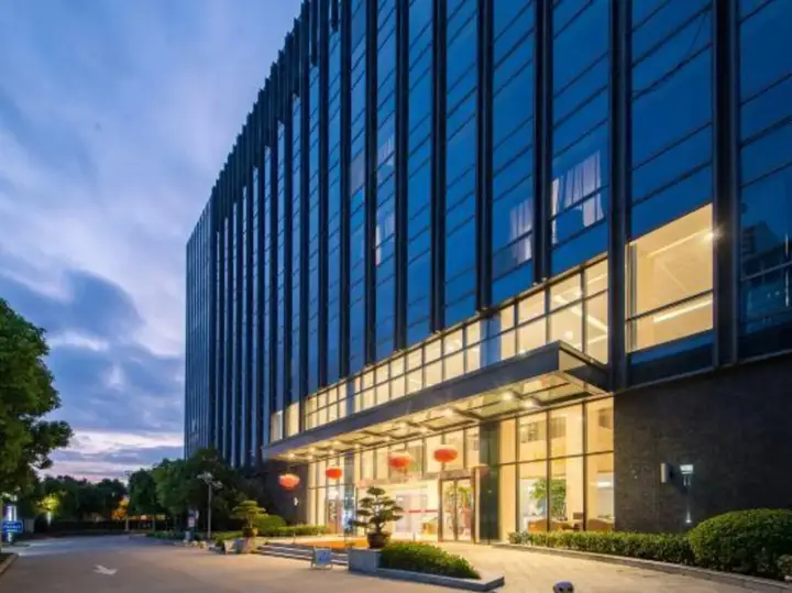 Zijing Hotel Yangzhou — фото 4