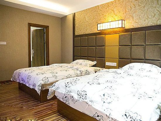 Цзиньюань: Jintian Business Hotel