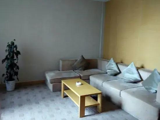 Цзиньцзэ: Jingpu Hotel