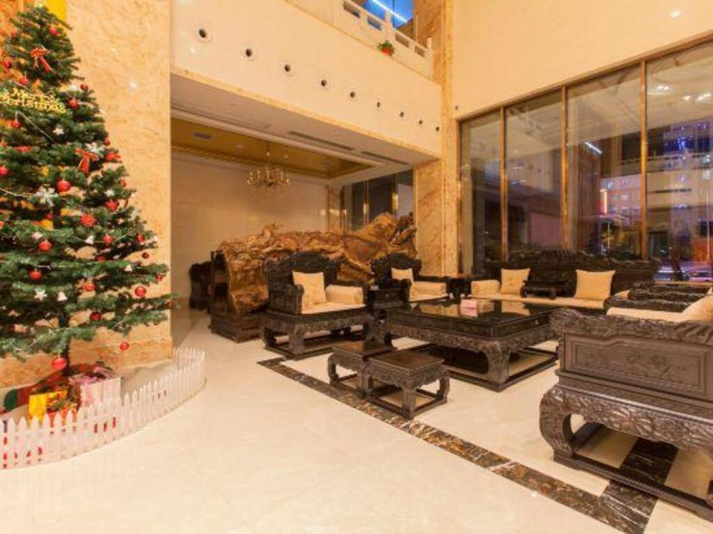 Сяогань: Tianzi International Hotel