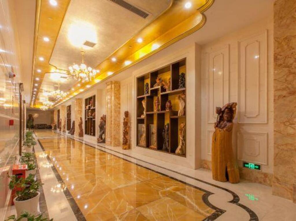 Сяогань: Tianzi International Hotel