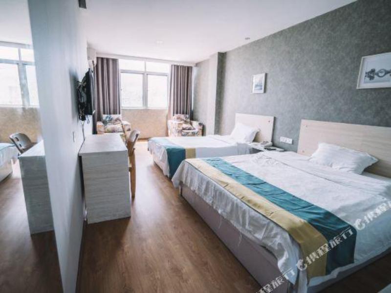 Сюйчжоу: Yibai Hotel (Fengming Jin Street Bus Station)