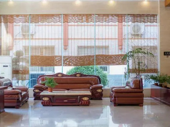 Чжанцзяцзе: Summer Time Homestay-Wulingyuan