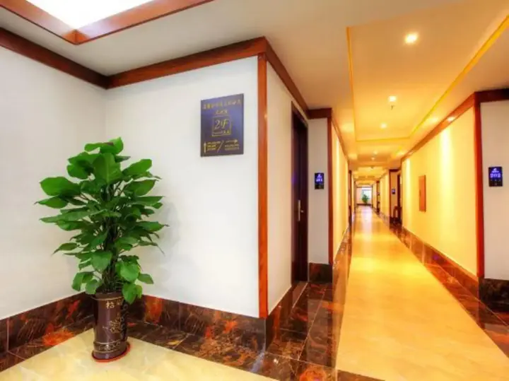 Хойчжоу: Daojiaxiang Yangsheng Holiday Hotel