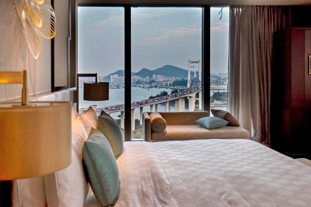 Сямынь: HUALUXE Xiamen Haicang Harbour View by IHG