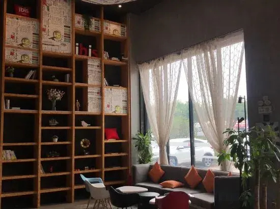 Гуанчжоу: Yuefeng Hotel (Guangzhou Panyu Shiqiao Aoyuan Plaza)