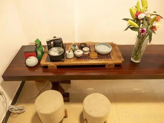 Гуйлинь: Huayi Chinese Inn (Guilin Xiangbi Mountain Two Rivers And Four Lakes)