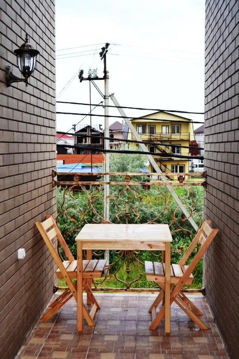 Голубицкая: Guest House Zamok on Priazovskaya