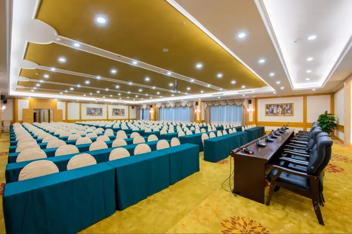Гуйлинь: Venus Royal Hotel (Guilin Airport)