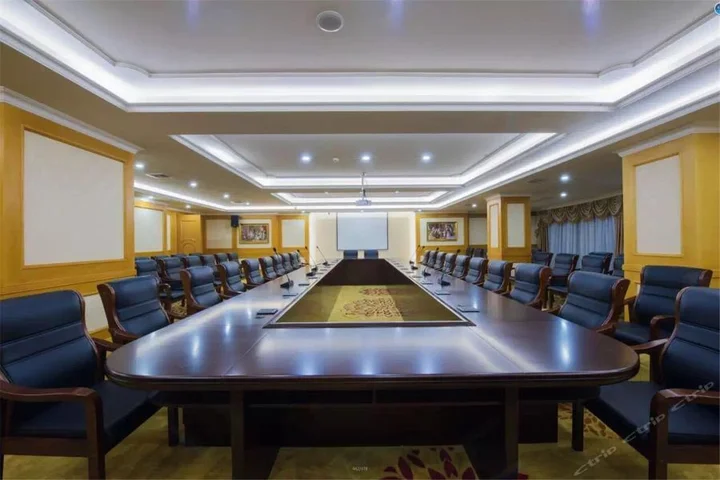 Гуйлинь: Venus Royal Hotel (Guilin Airport)