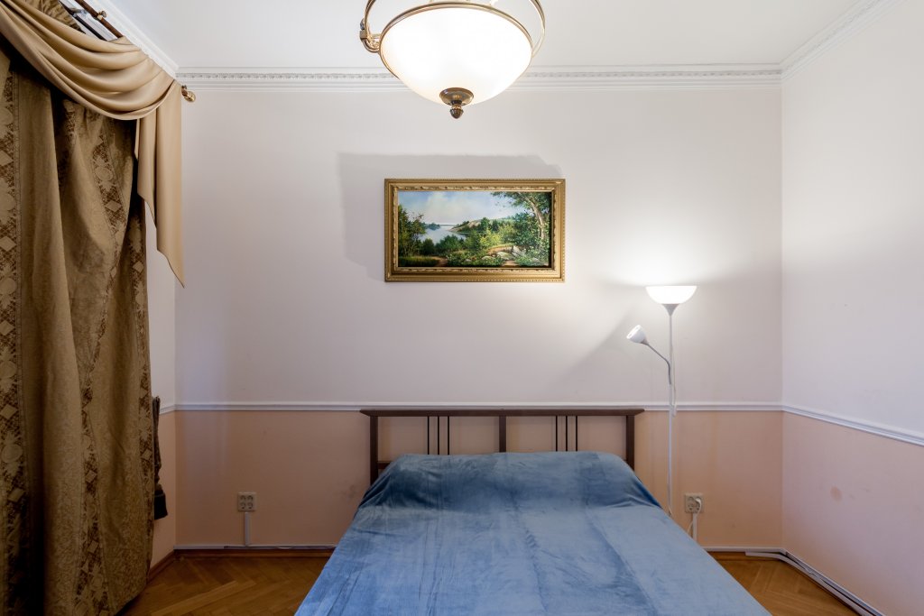 Москва: Metro Novoslobodskaya Apartments