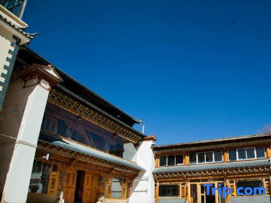 Шангри-Ла: Deyang Mansion