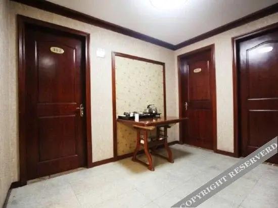 Чжоушань: Putuo Mountain Foyuan Zhijia Hostel