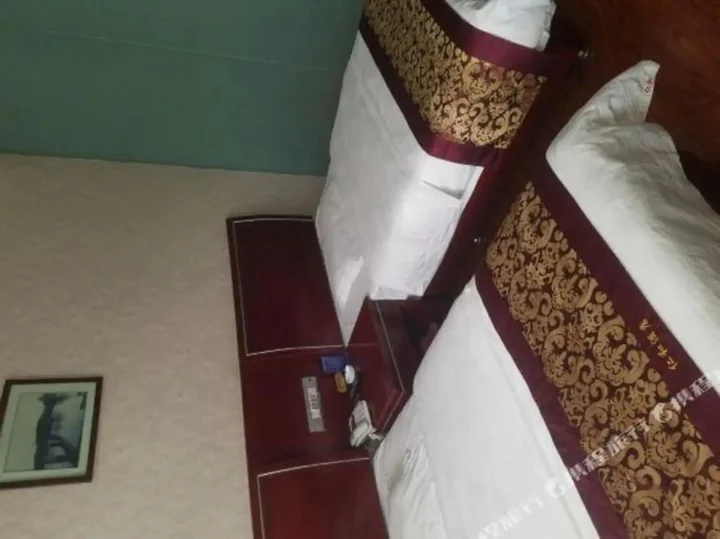 Яньань: Yihe Hotel