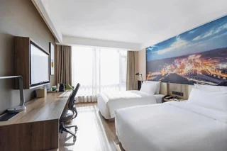 Яньань: Yan'an Baimi Avenue Baotashan Atour Hotel