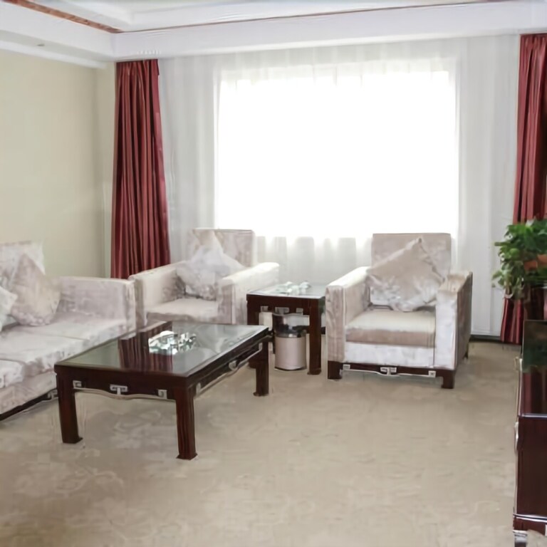Цзяюйгуань: Guanli Hotel